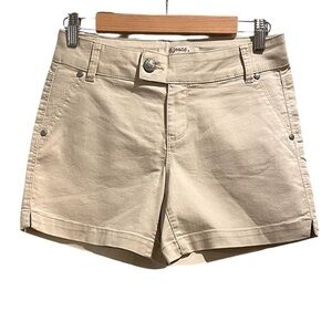 NA XXXX ???? 
Light Tan Stretch Cotton Blend Short